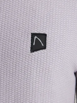 Armor Pullover