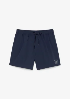 BADESHORTS AUS RECYCELTEM MATERIAL