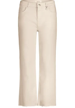 Basic Jeans
