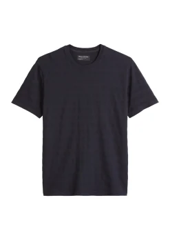 Basic T-Shirt