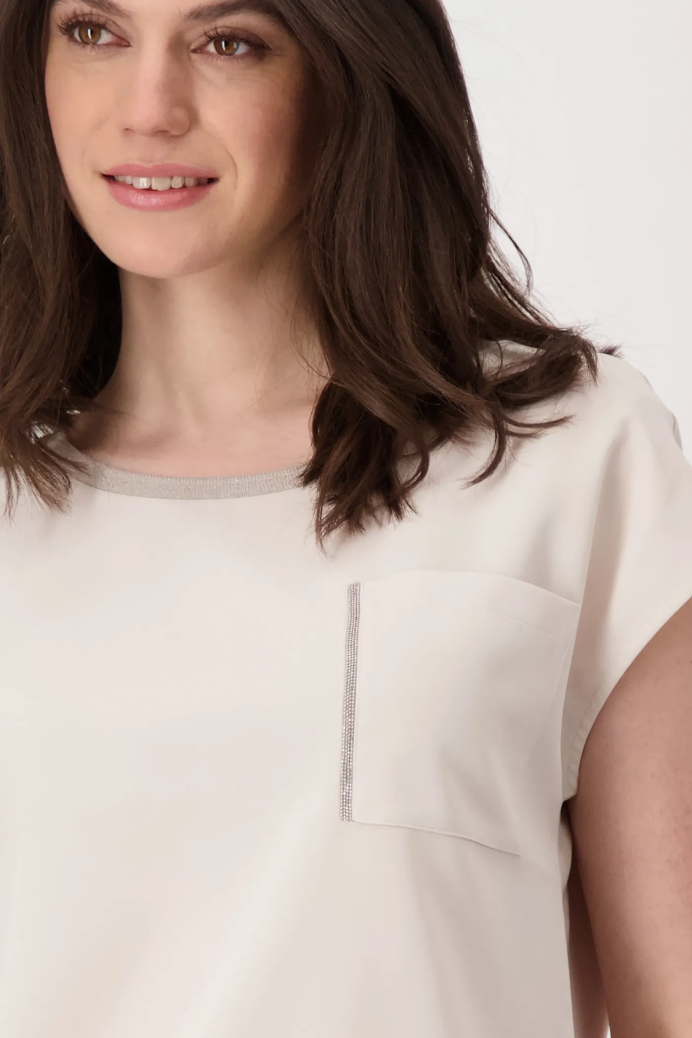 Blusenshirt mit Schmucktasche