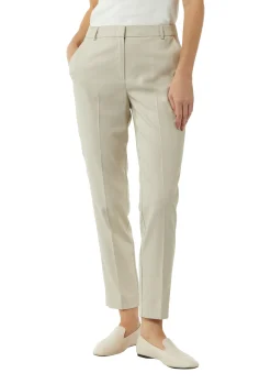 Cigarette-Pants mit Bügelfalten