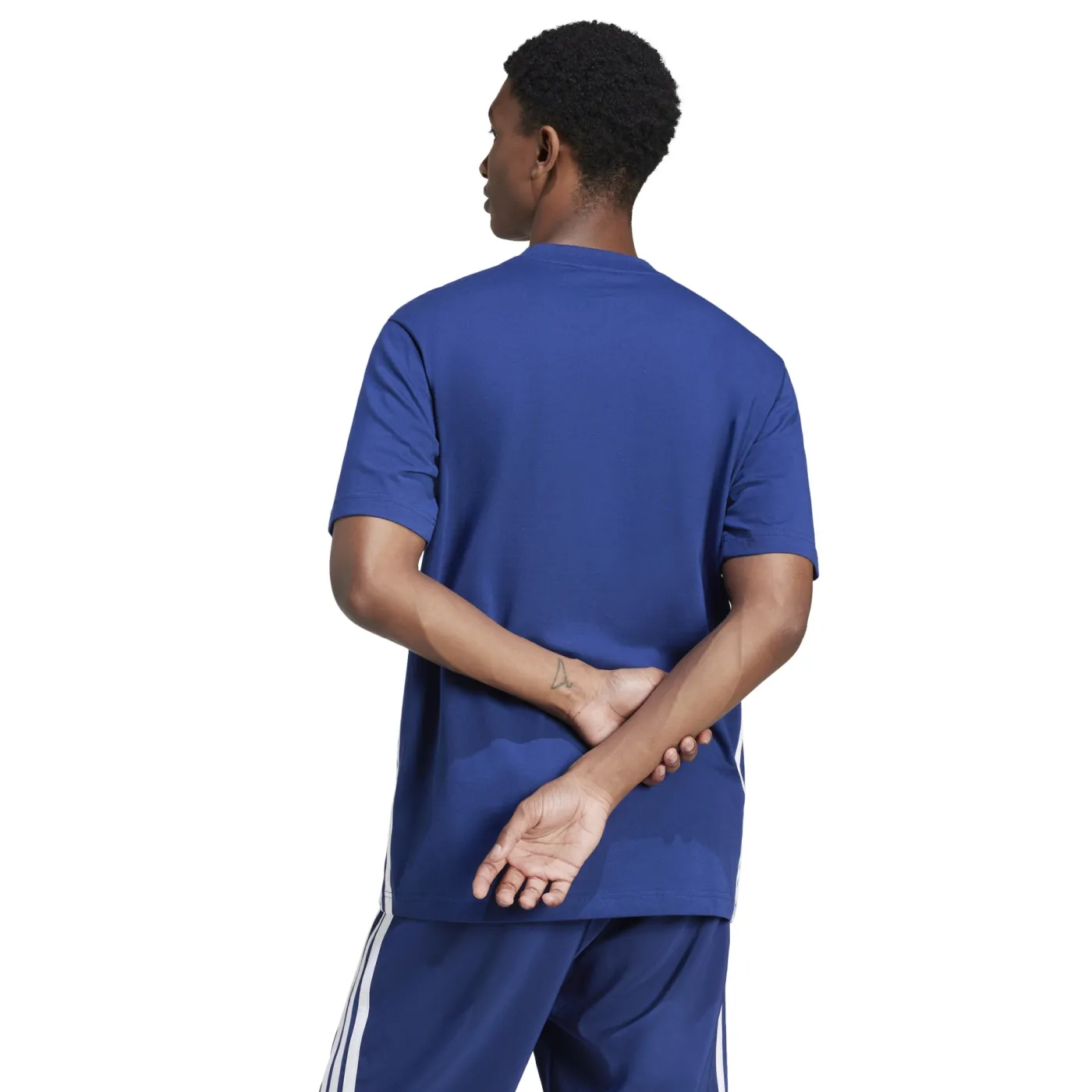 Essentials 3-Streifen Single Jersey T-Shirt