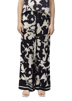 Feminine Schlupfhose mit weitem Bein und All-over-Print