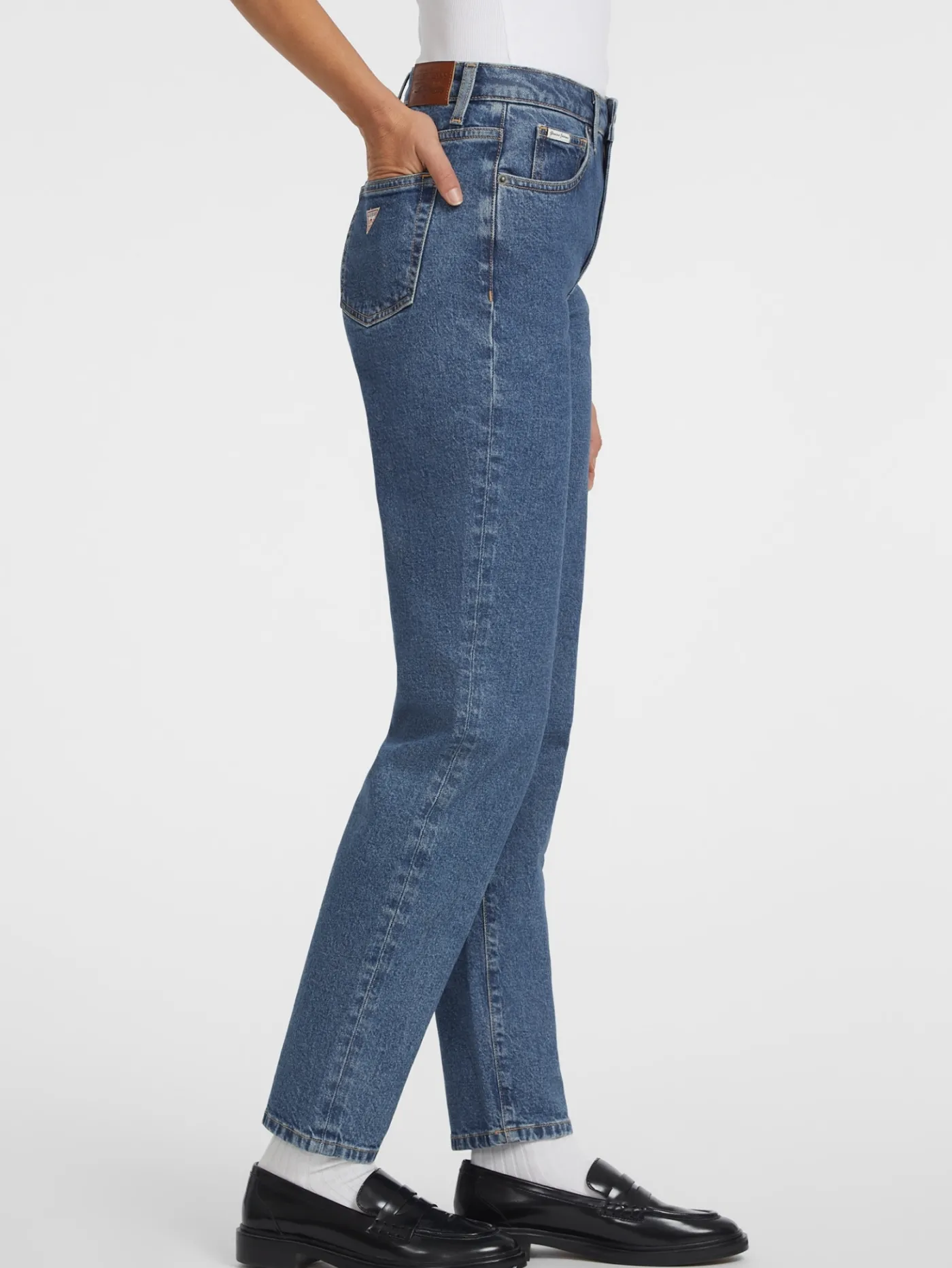 G06 Mom Jeans