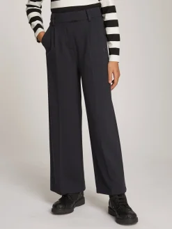Hose mit hohem Bund