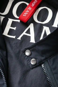 Jacke Jaren