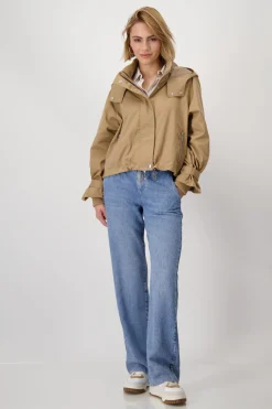 Jacke mit Kapuze