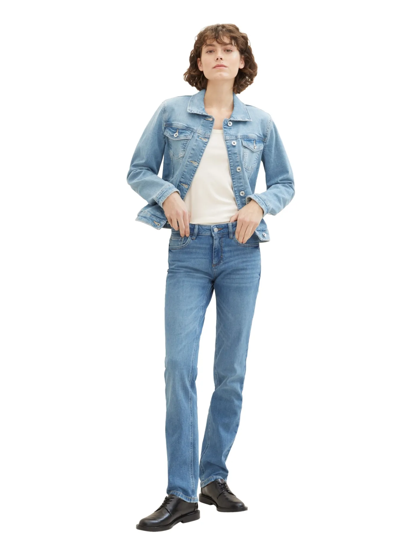 Jeansjacke mit recycelter Baumwolle