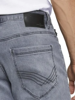 Josh Regular Slim Jeans