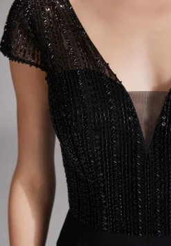 Jumpsuit mit Stickerei und kleinem Ärmelansatz