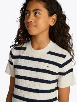 Kurzarm-Pullover mit Mini-Zopfmuster
