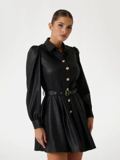 Kurzes glockiges Hemdblusenkleid