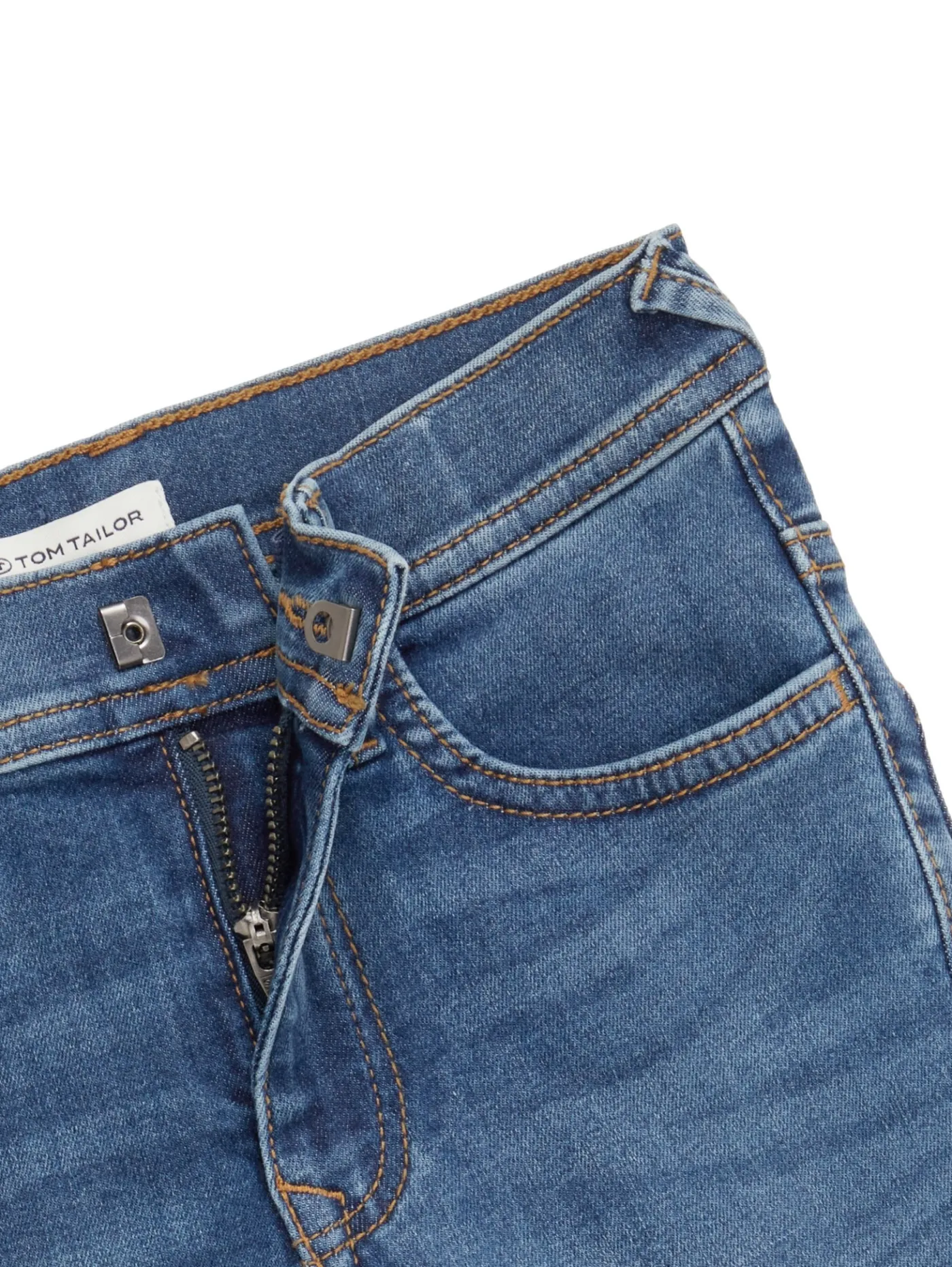 Matt Jeans mit REPREVE®