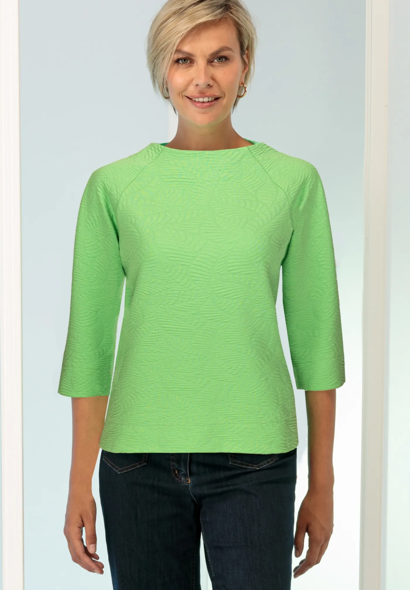 Modernes Rundhalsshirt mit 3/4 Arm