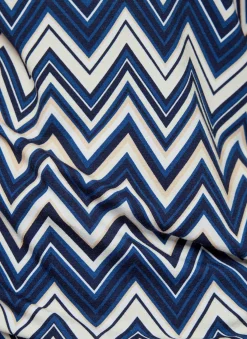 Modernes Shirt mit Zickzack-Muster