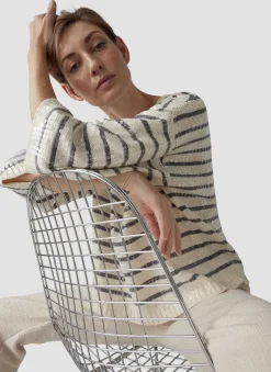 Pullover mit Streifen und Pailletten