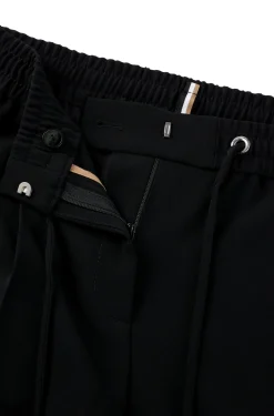 Regular-Fit Hose aus japanischem Krepp
