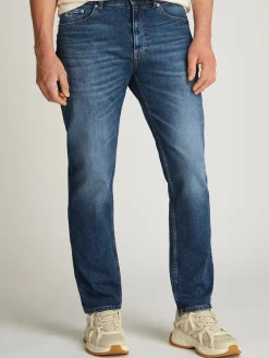 Ryan Slim Straight Jeans