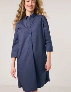 Schlichtes Blusenkleid