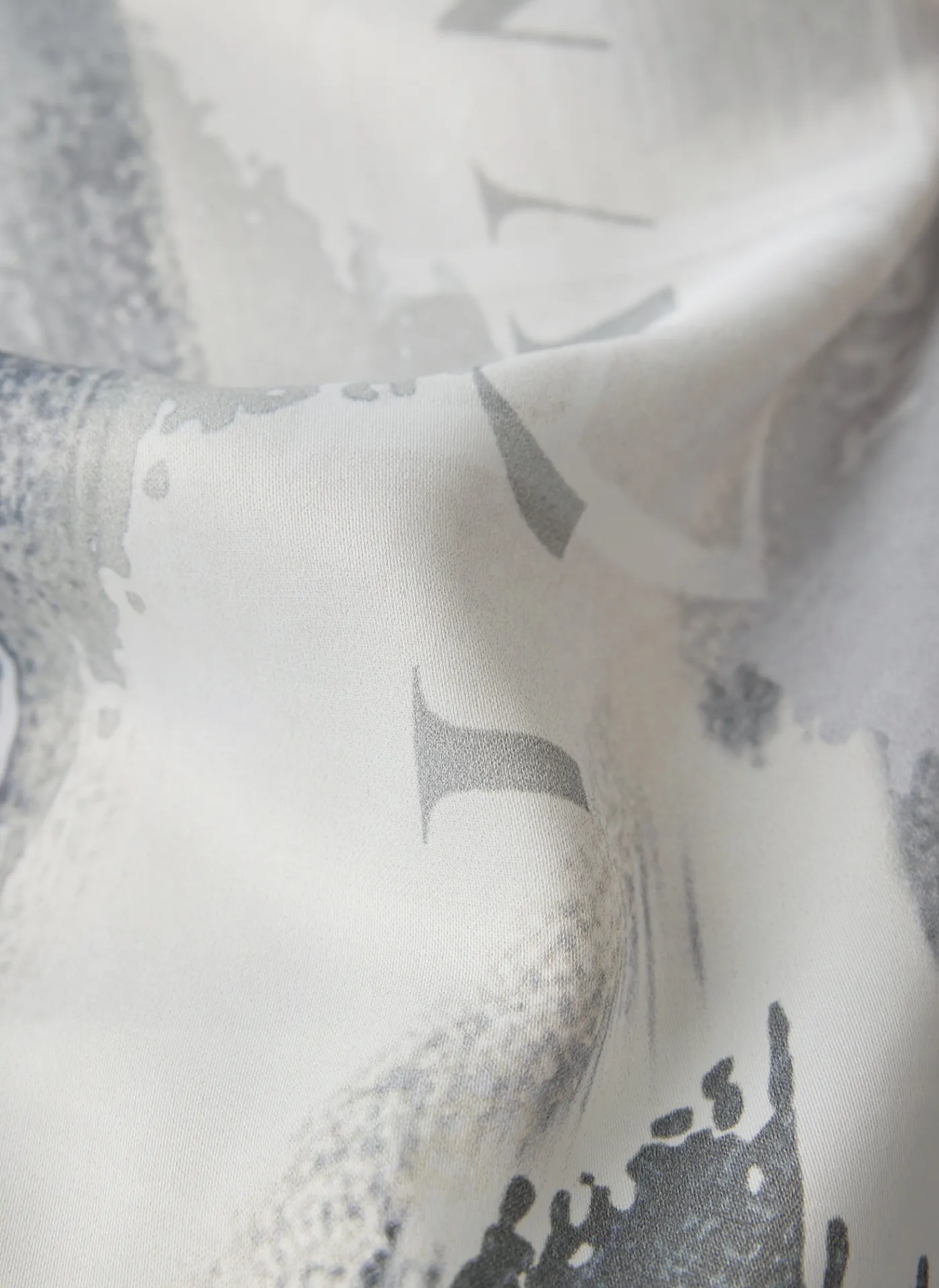 Shirt mit abstraktem Print