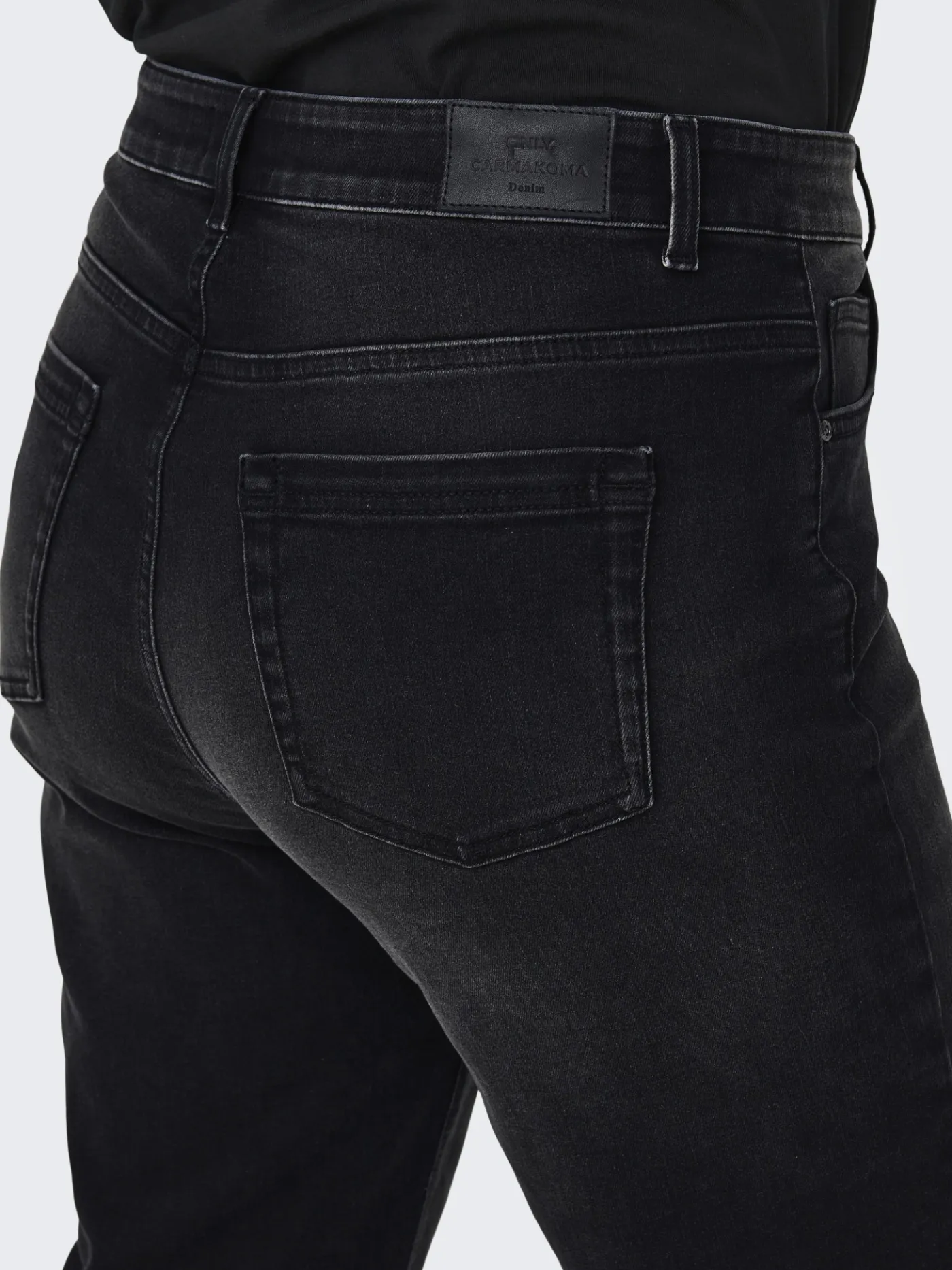 Straight Fit Jeans