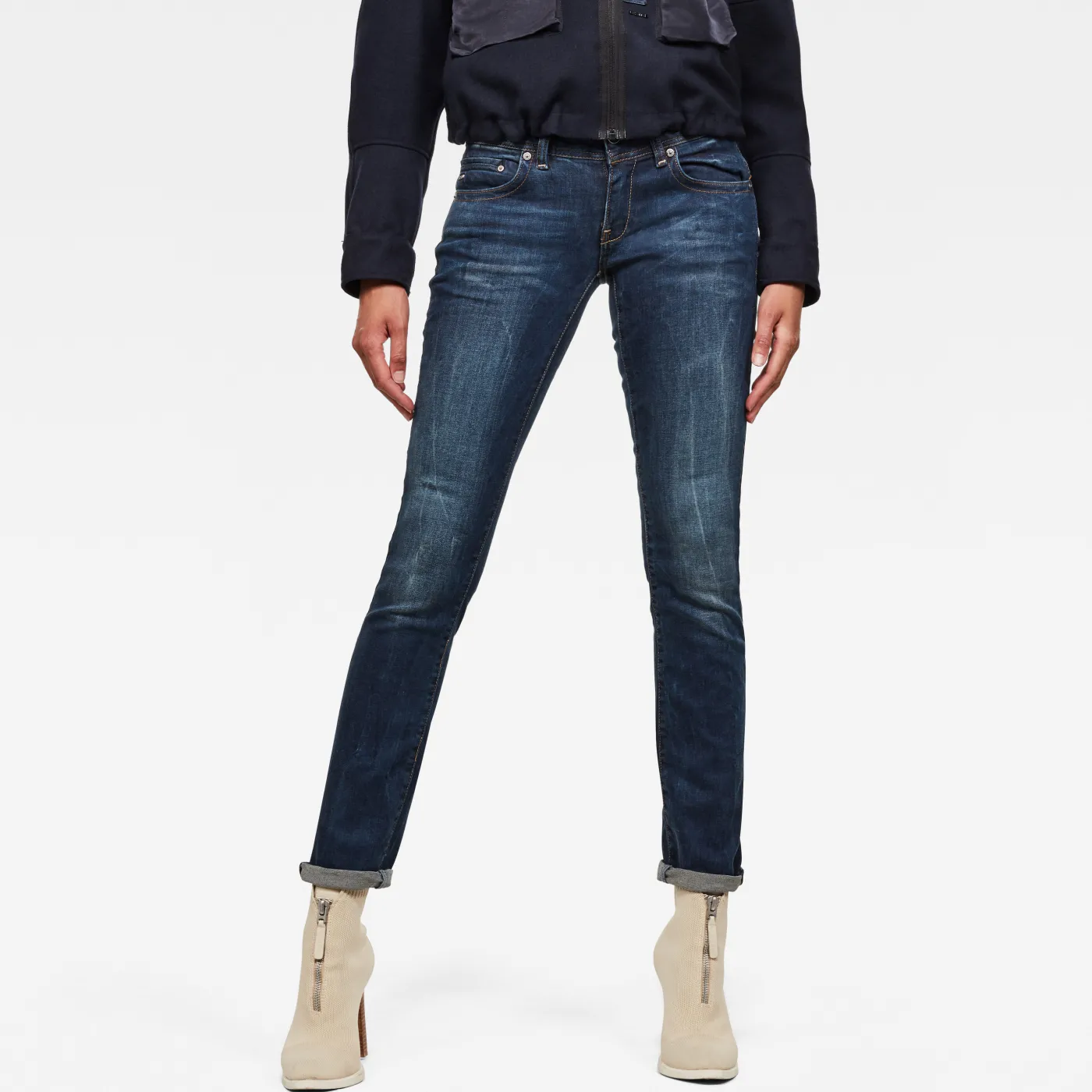 Straight Jeans