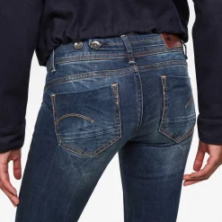 Straight Jeans