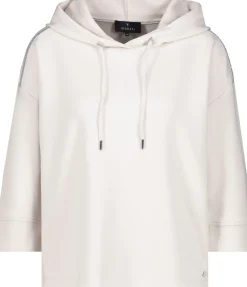 Sweatshirt mit Schmuckkette